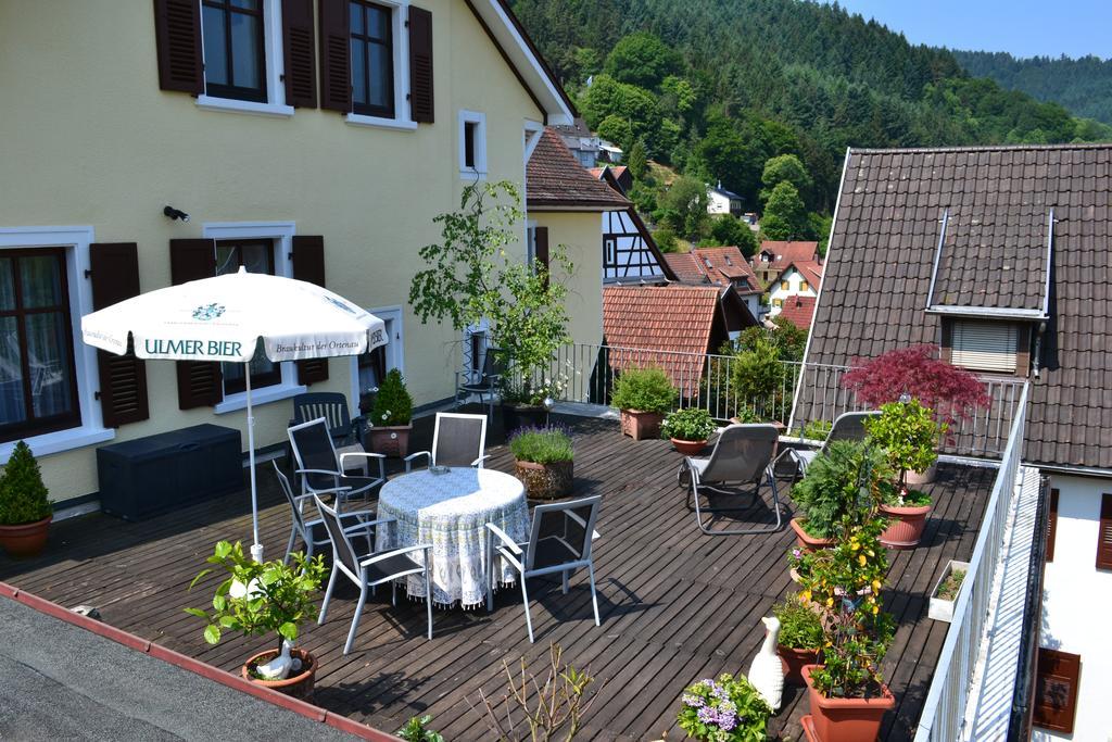 Gasthaus Zur Krone Weisenbach Exterior photo
